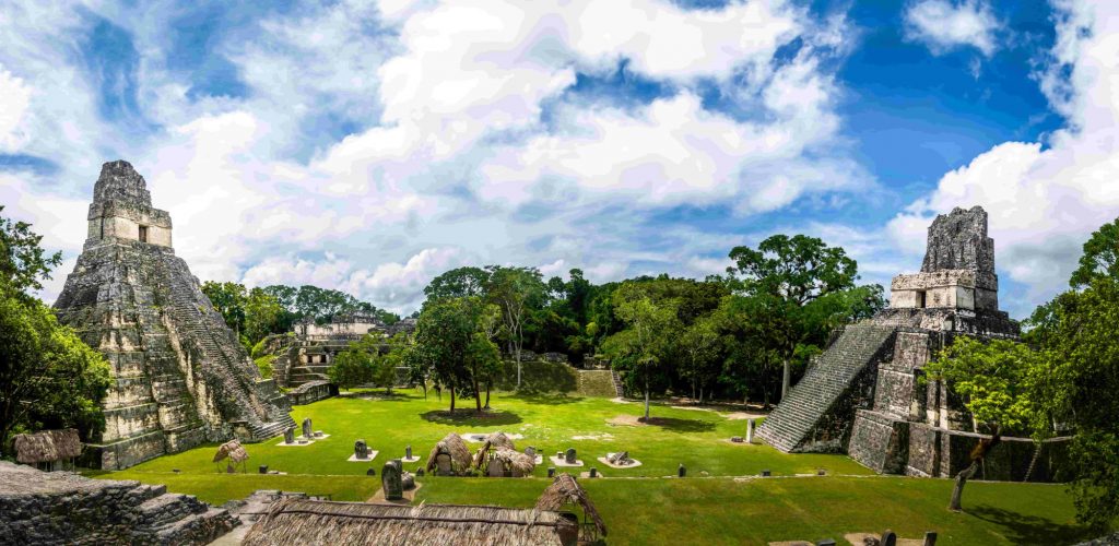 La historia de las ruinas mayas del Tikal